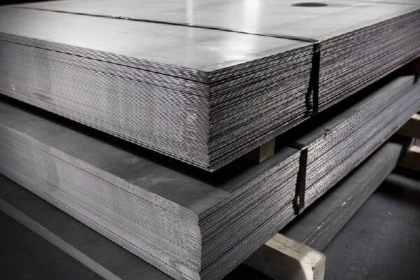 Лист горячекатаный