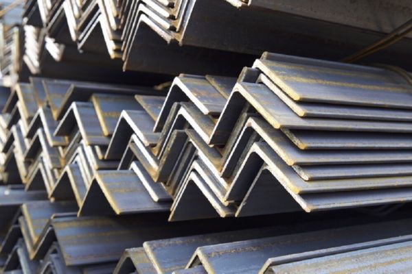 Уголок стальной